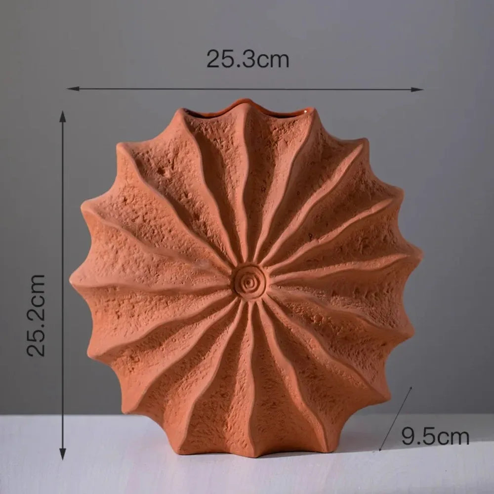 Vaso Escultural Concha do Mar em Cerâmica Fosca — Design Orgânico