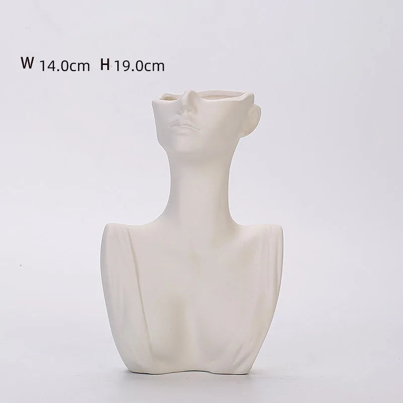 Vaso Escultural Busto Silhueta Humana em Cerâmica Fosca — Arte Nórdica