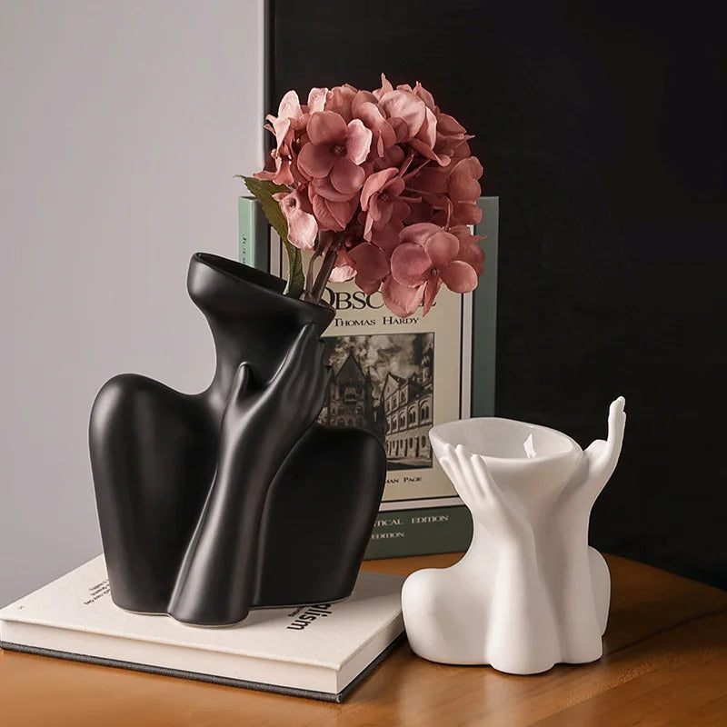 Vaso Escultural Body Art Mãos & Silhueta em Cerâmica — Design Nórdico