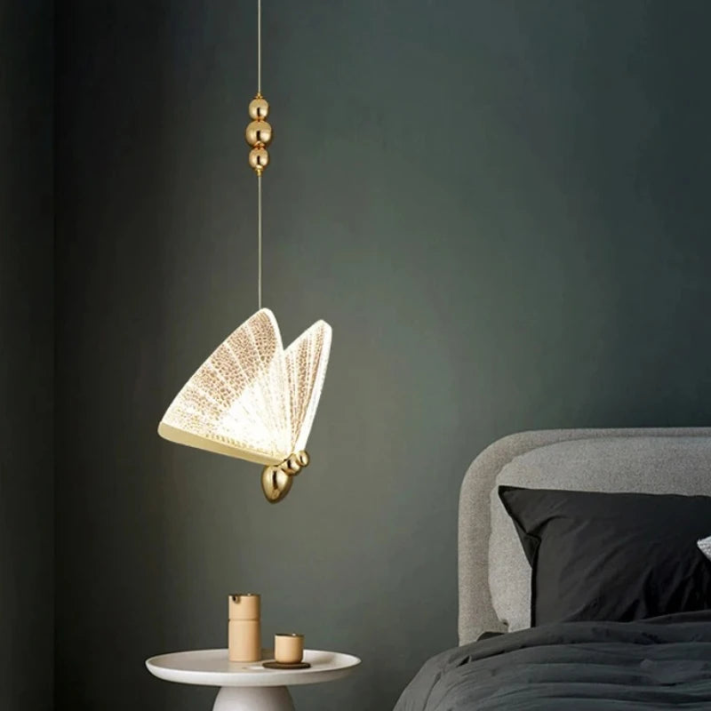 Luminária Pendente Borboleta Suspensa em Acrílico Cristal LED — Design Nórdico