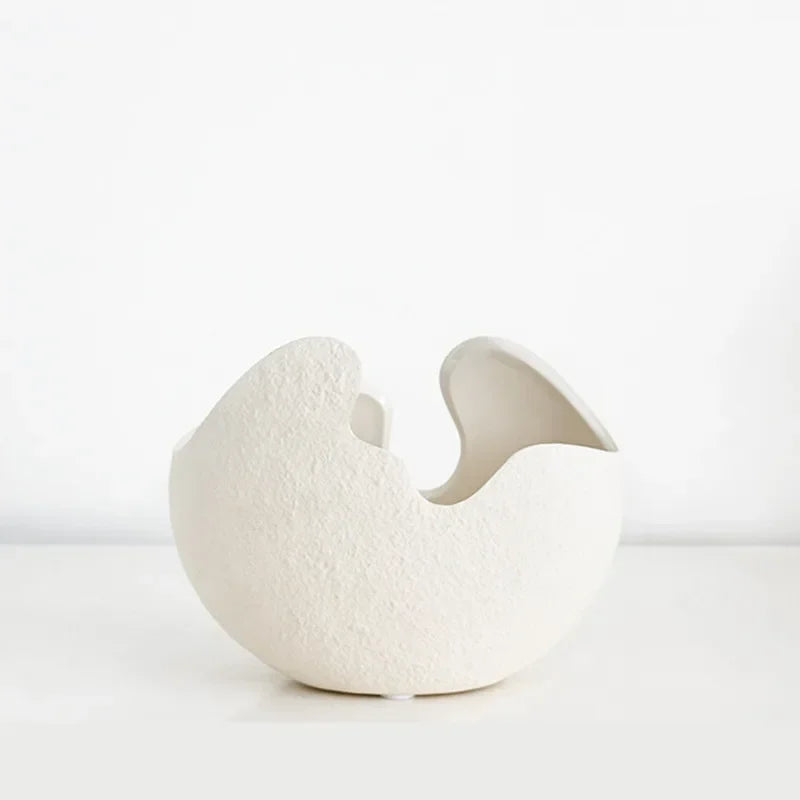 Vaso Orgânico de Cerâmica Branca — Design Nórdico Minimalista