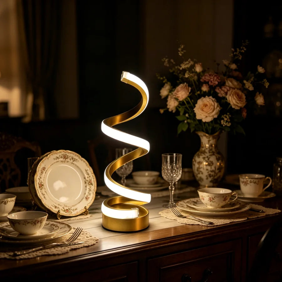 Luminária de Mesa Escultural Espiral Dourada LED — 3 Tons de Luz USB