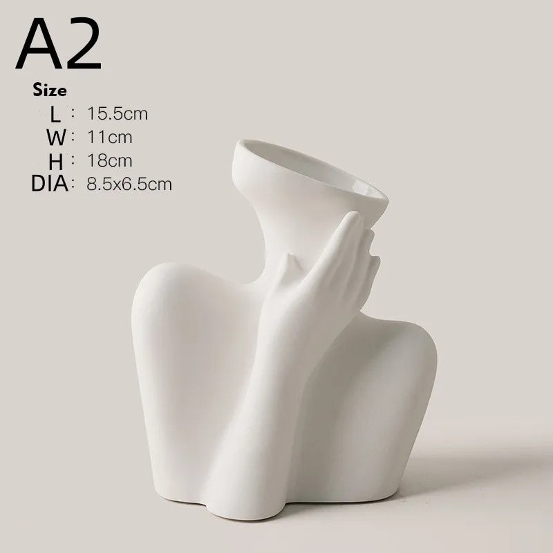Vaso Escultural Body Art Mãos & Silhueta em Cerâmica — Design Nórdico