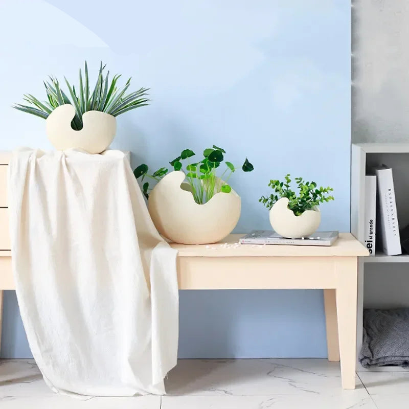 Vaso Orgânico de Cerâmica Branca — Design Nórdico Minimalista